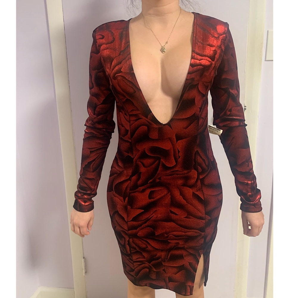 Medium size black and red flower print dress